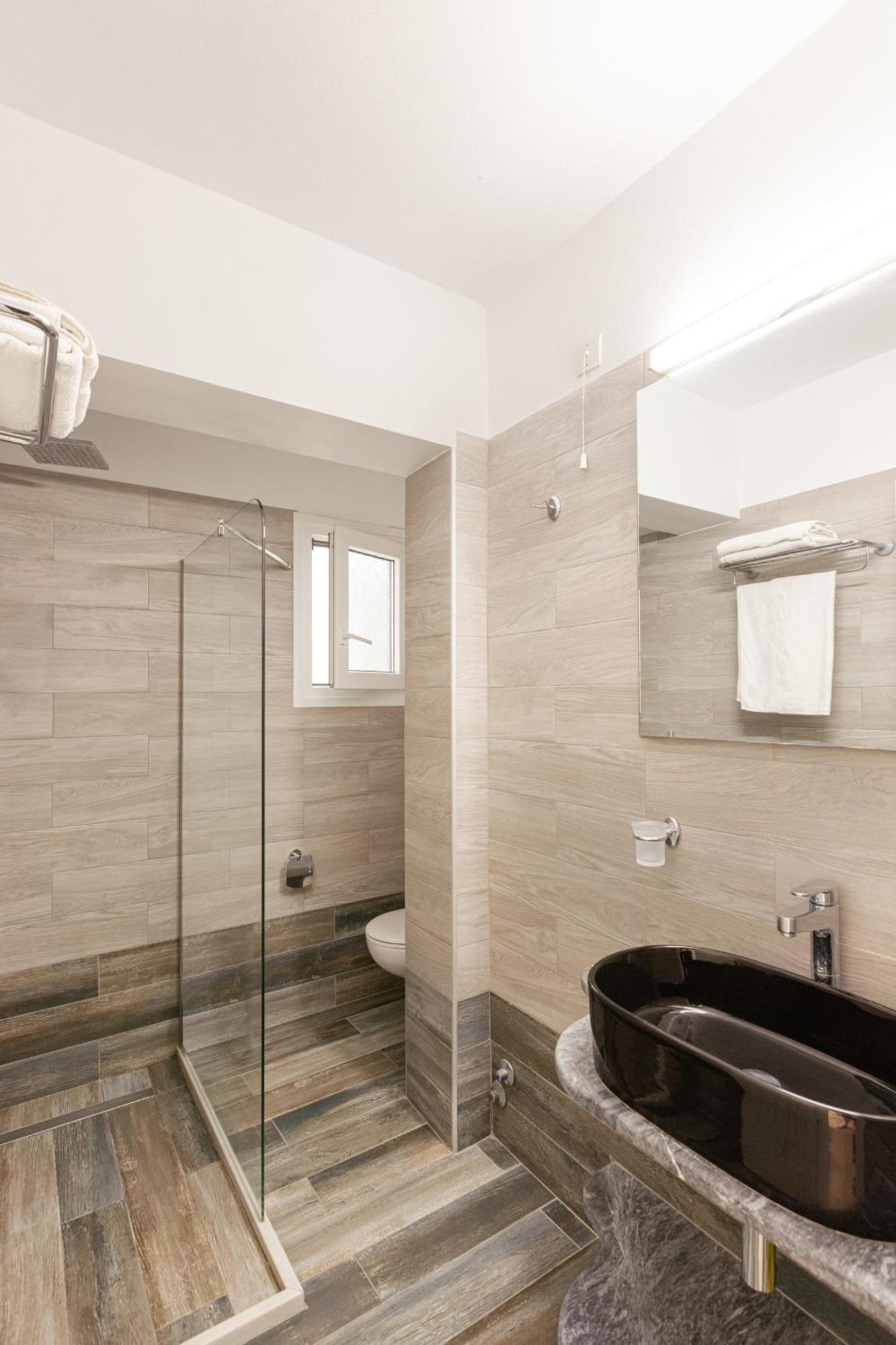 קוקארי Marina Apartments מראה חיצוני תמונה