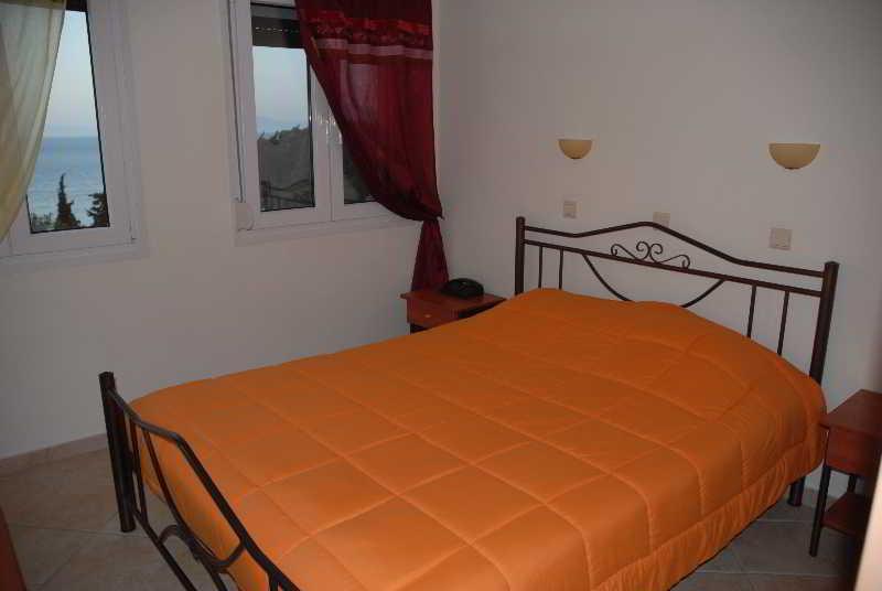 קוקארי Marina Apartments מראה חיצוני תמונה