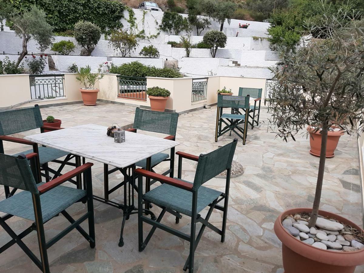 קוקארי Marina Apartments מראה חיצוני תמונה