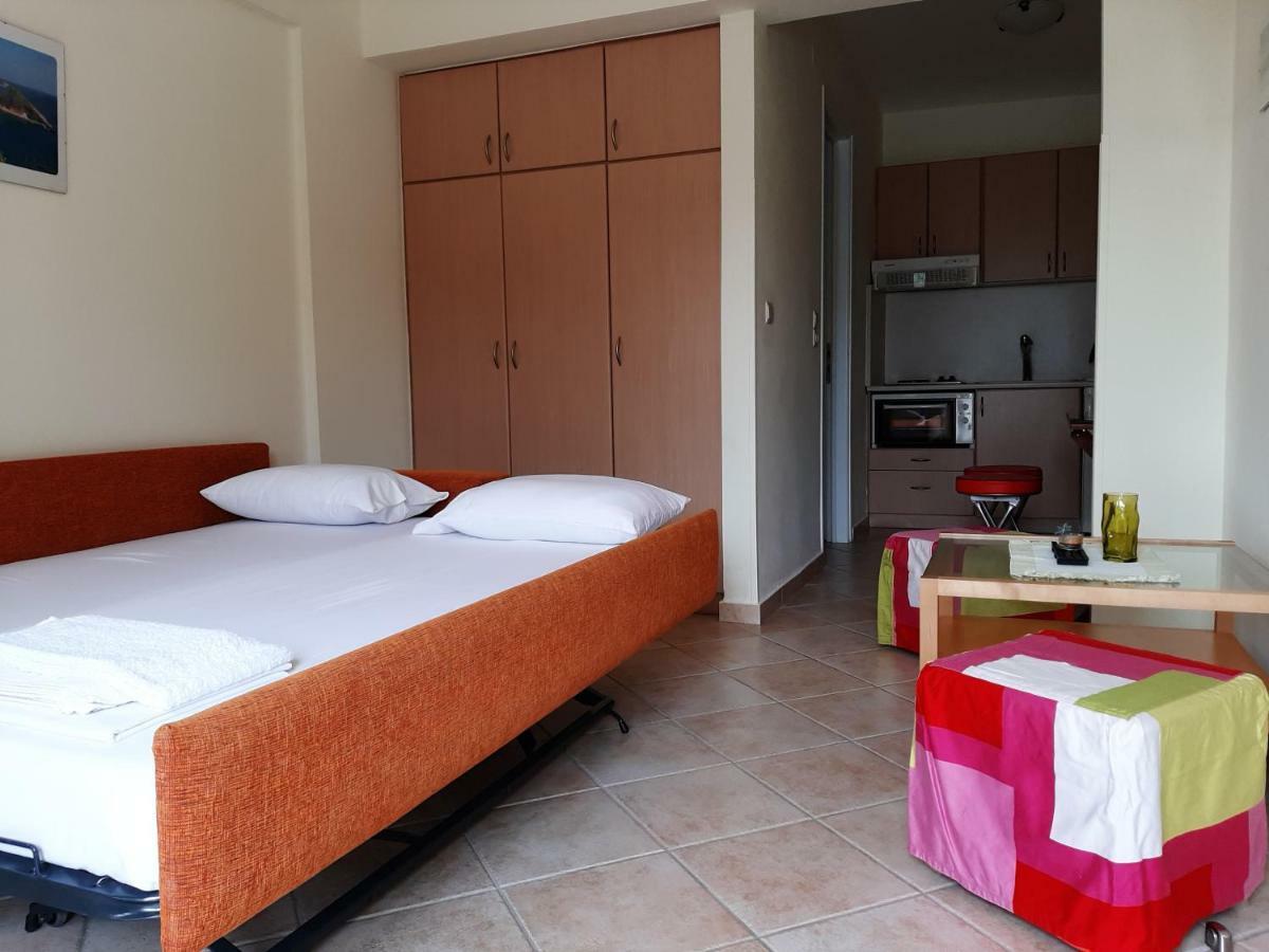 קוקארי Marina Apartments מראה חיצוני תמונה
