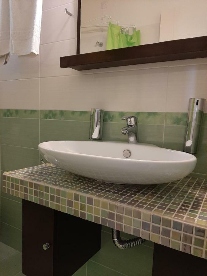 קוקארי Marina Apartments מראה חיצוני תמונה