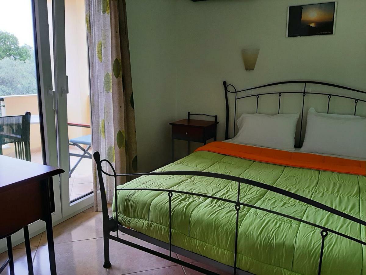 קוקארי Marina Apartments מראה חיצוני תמונה